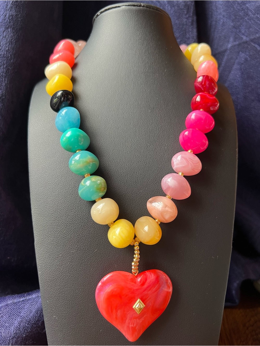 Vibrant Multicolor Resin Beaded Heart Necklace NWOT